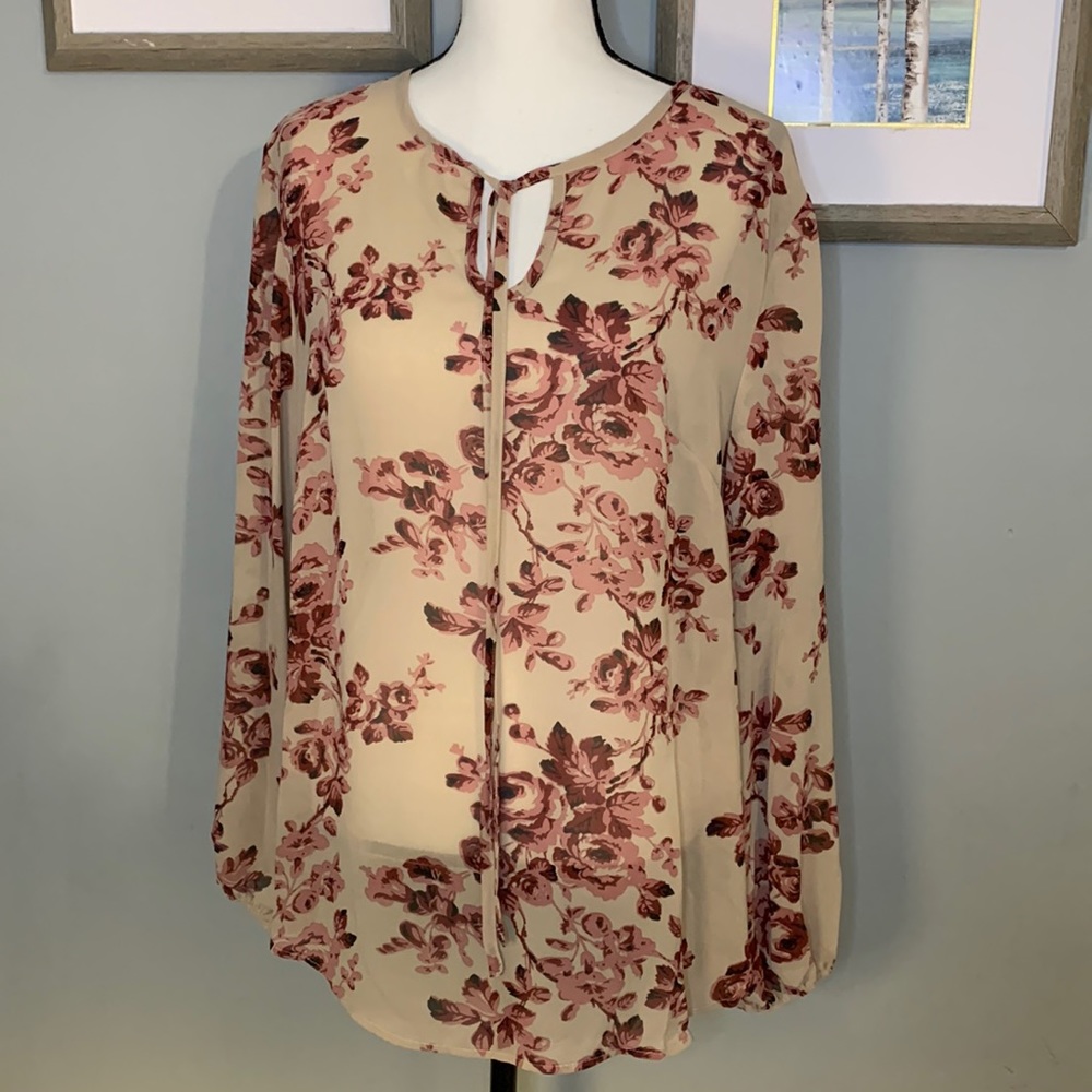 Floral top